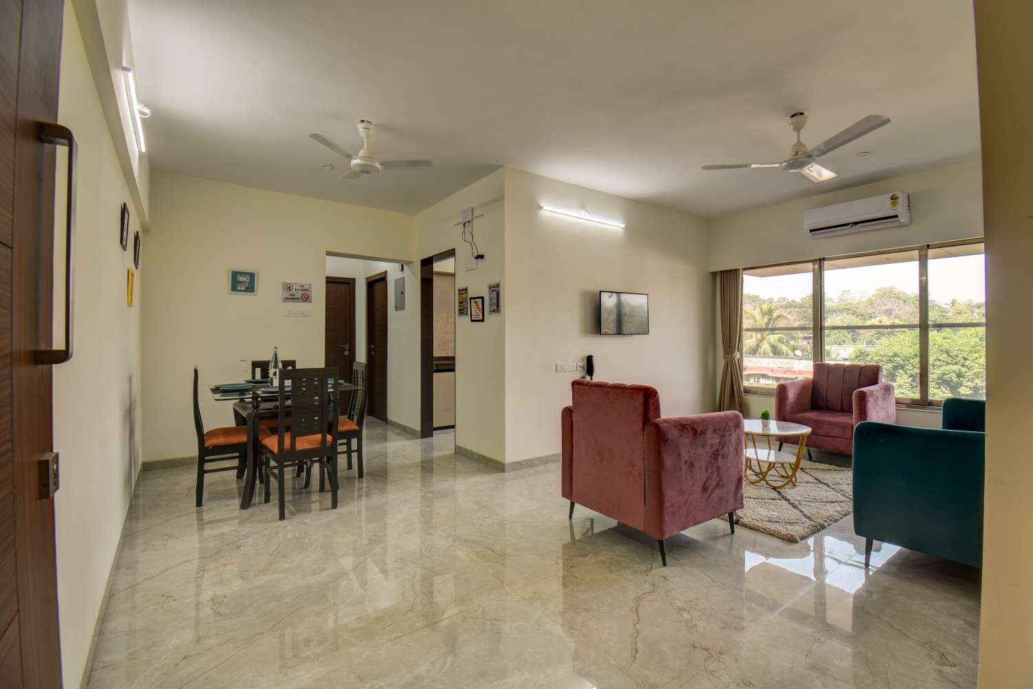 Service Apartments Santacruz